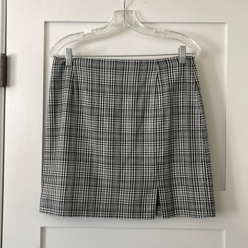Zara black & white plaid mini skirt with slit